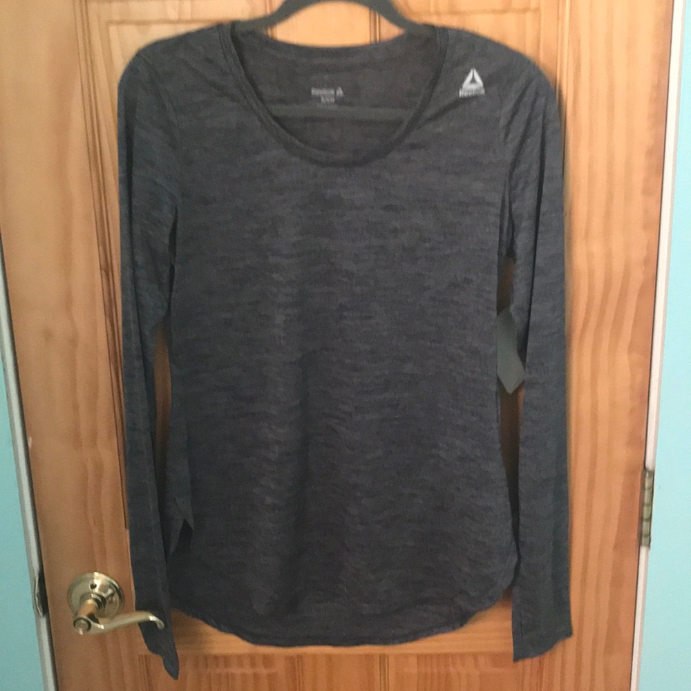Reevok Athletic Shirt